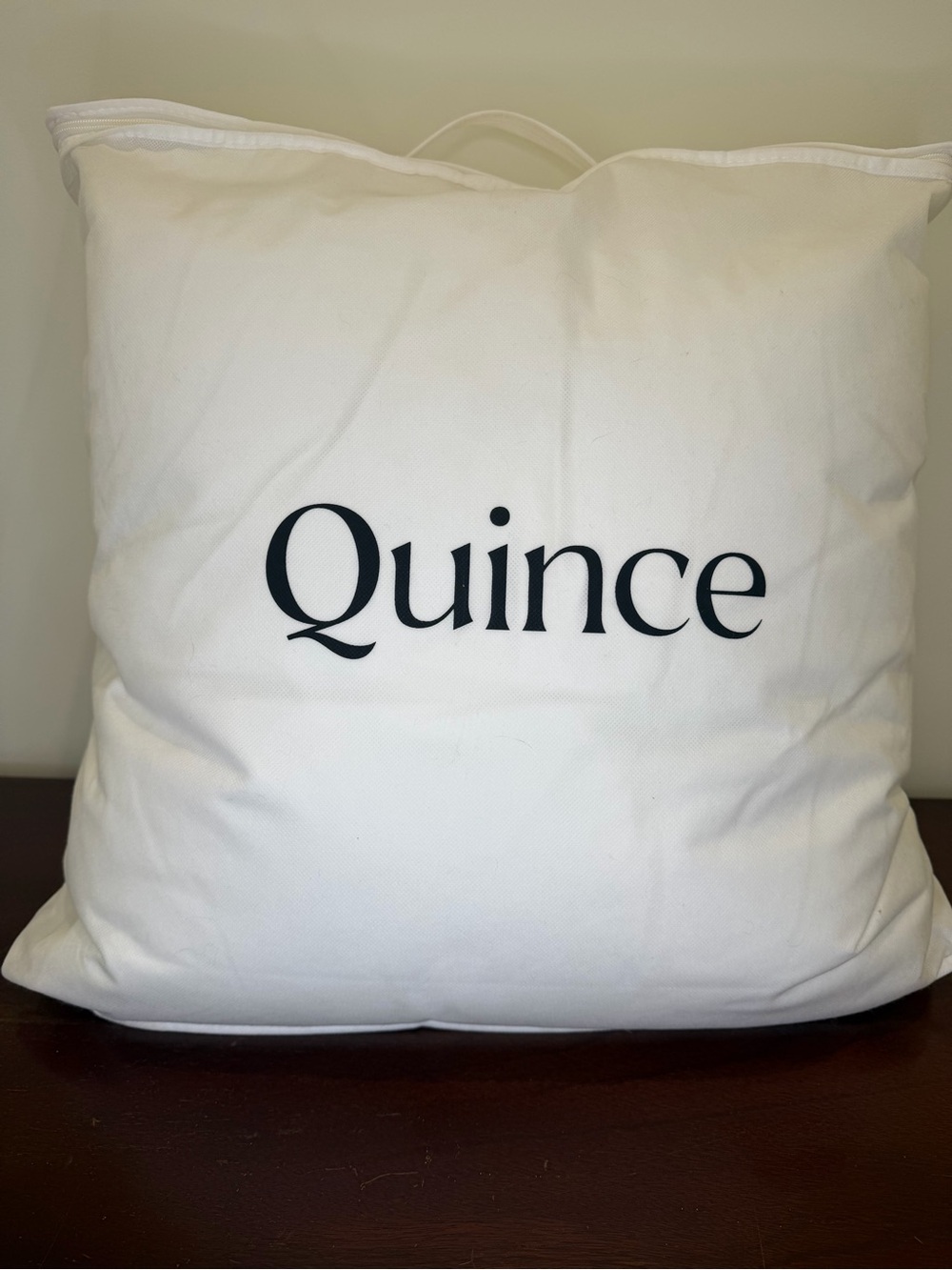 Quince King/Cal King all-season down alternative comforter